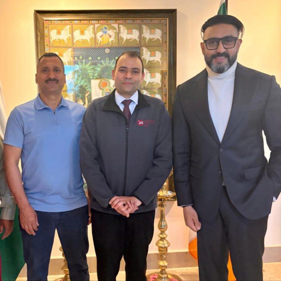 Monsoon Delights Cricket and Cinema Icons: Catering a Special Dublin Evening with Rahul Dravid, Abhishek Bachchan, and Kevin O'Brien